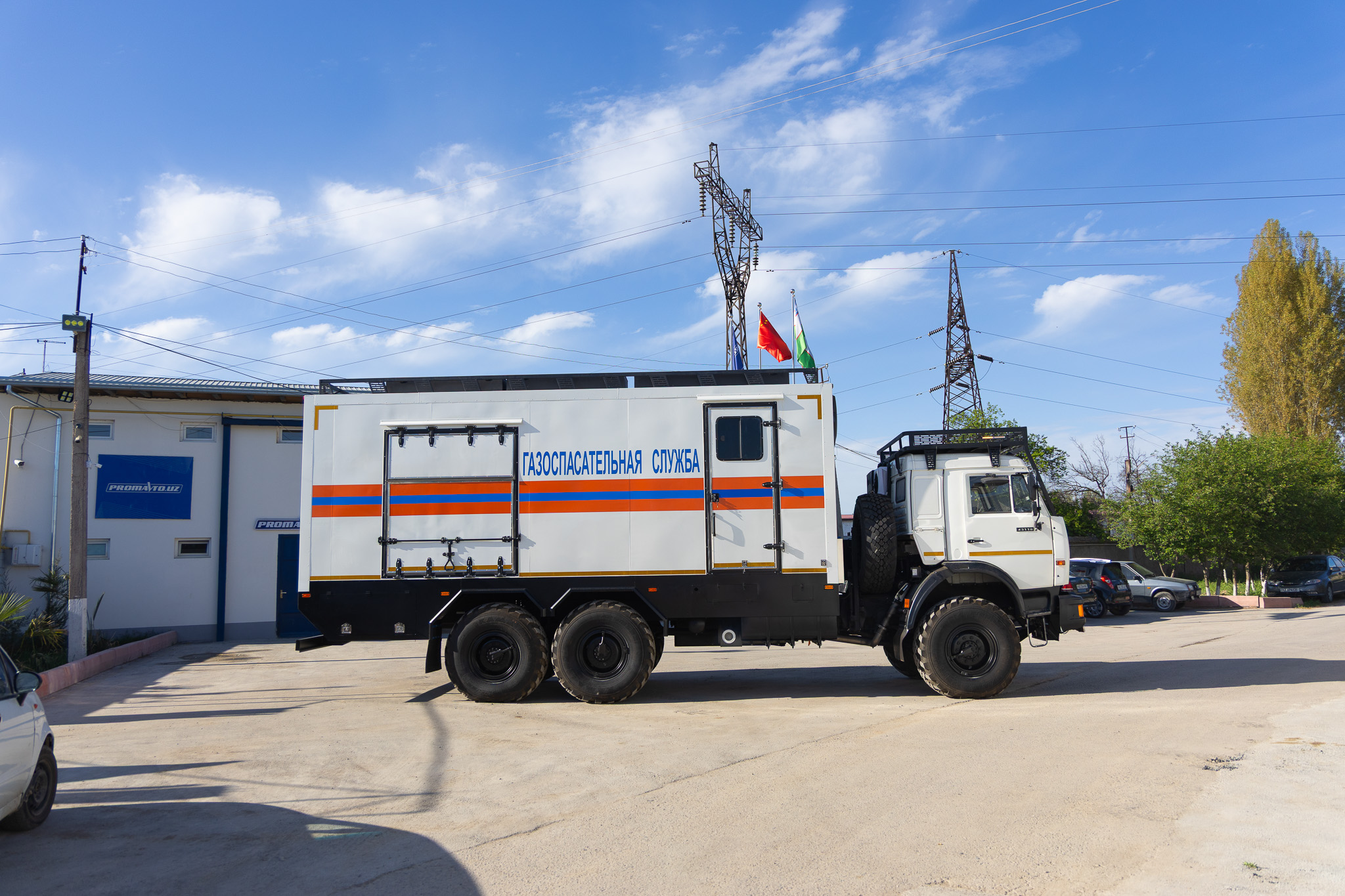 Газоспасательный автомобиль на шасси КАМАЗ 43118