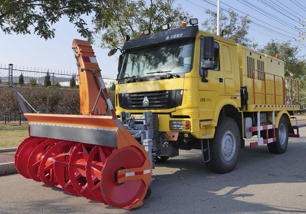 ФРЕЗЕРНО-РОТОРНЫЙ СНЕГООЧИСТИТЕЛЬ WGT5160