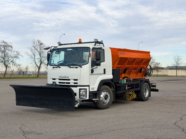 КОМБИНИРОВАННАЯ ДОРОЖНАЯ МАШИНА УНИВЕРСАЛЬНАЯ на шасси автомобиля ISUZU FVR34K  ОБЪЁМ: 8 м³